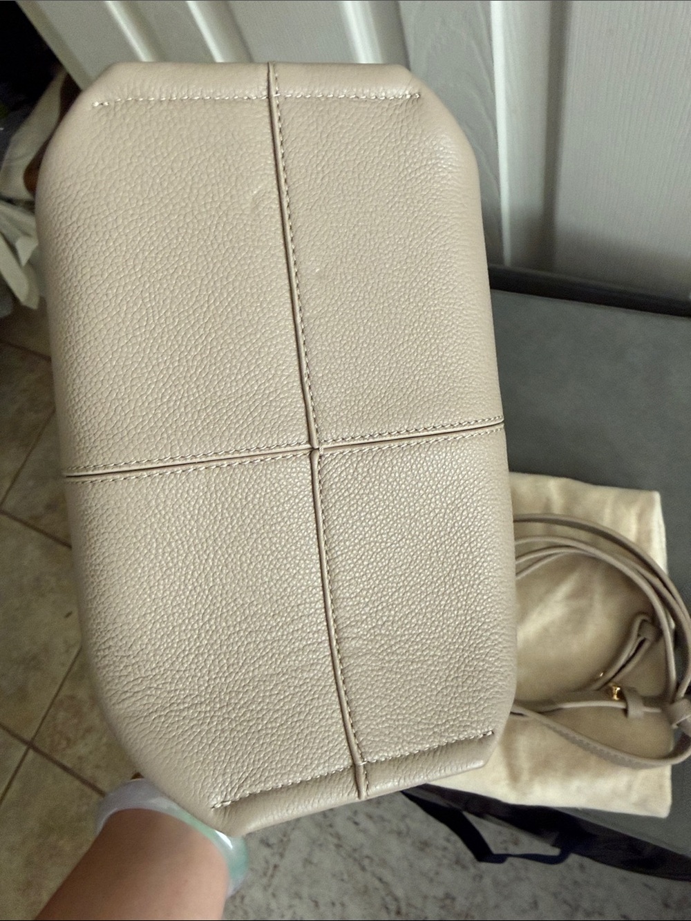 NWT Polene Neuf Mini Taupe Leather Handbag with Detachable Strap - Picture 9 of 12